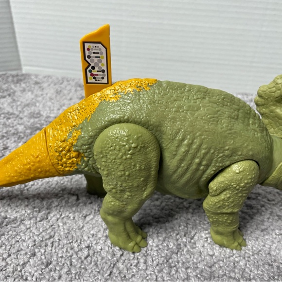 Mattel Jurassic World: Dominion Roar Strikers Sinoceratops Dinosaur Figure Works - Picture 8 of 9